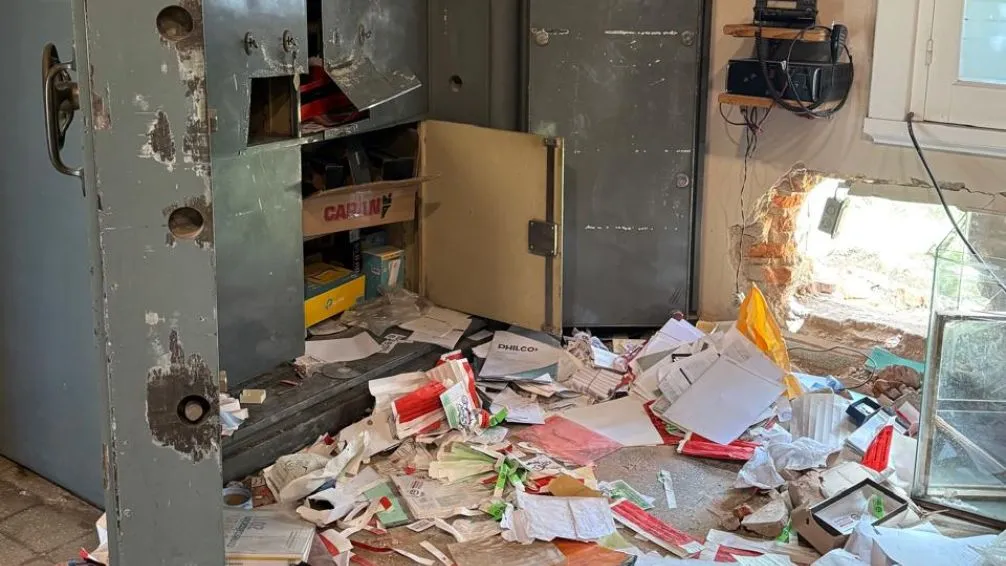 7 millones de pesos, aproximadamente, se llevaron los ladrones de la caja de la Sociedad Rural De Bolivar