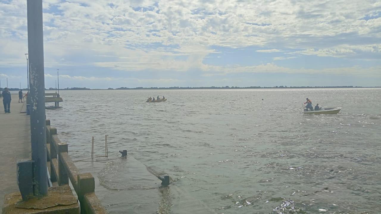 CHASCOMÚS: IMPORTANTE OPERATIVO POR LA DESAPARICIÓN DE UN JOVEN EN LA LAGUNA