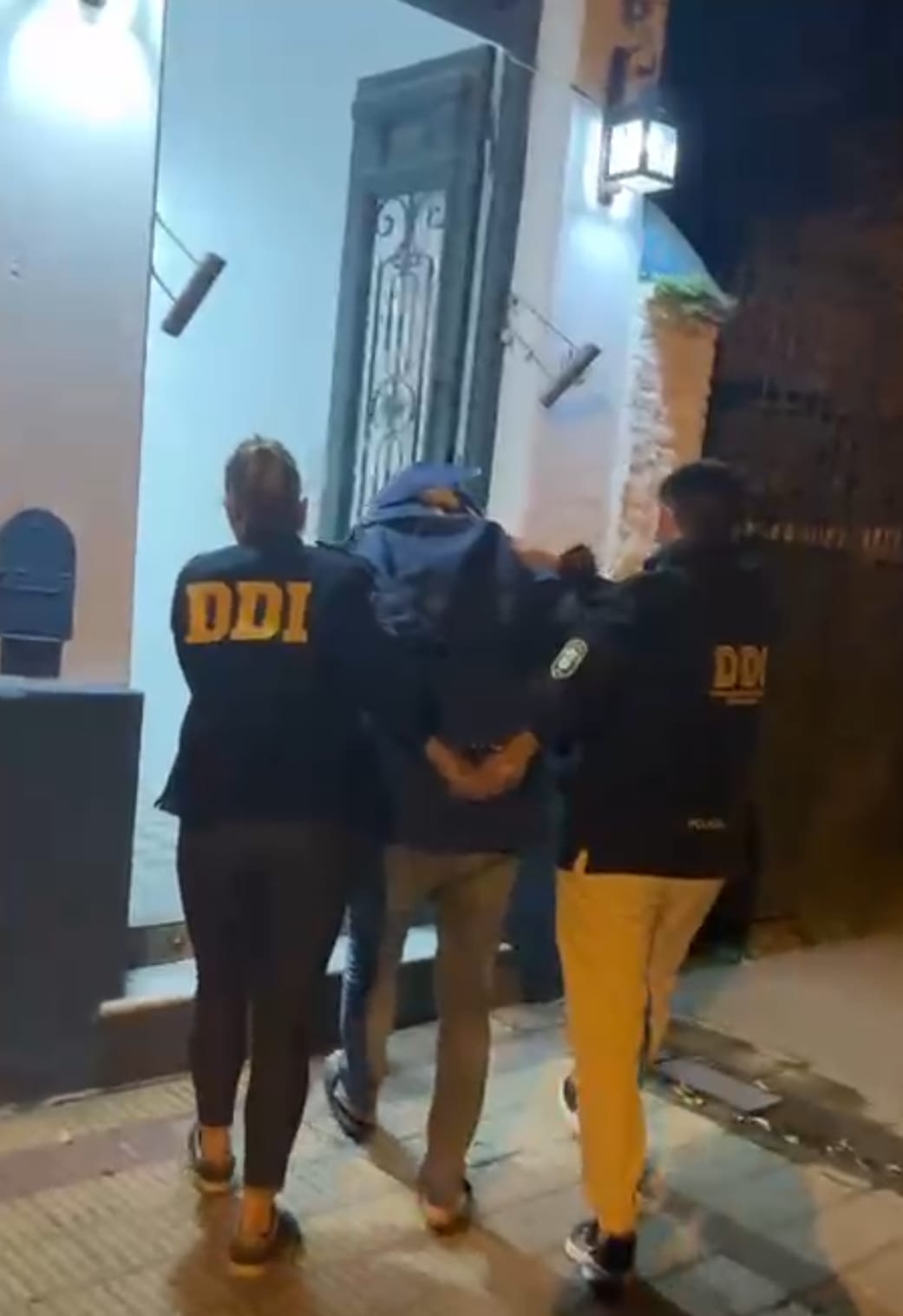 Personal de Sub Delegación Departamental de Investigaciones Las Flores procedió a la aprehensión de un ciudadano de esta ciudad por TENTATIVA DE ROBO INFRAGANTI