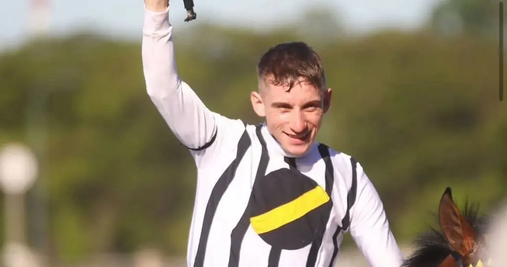 Kevin Banegas ( Jockey Ciudad San Miguel Del Monte)