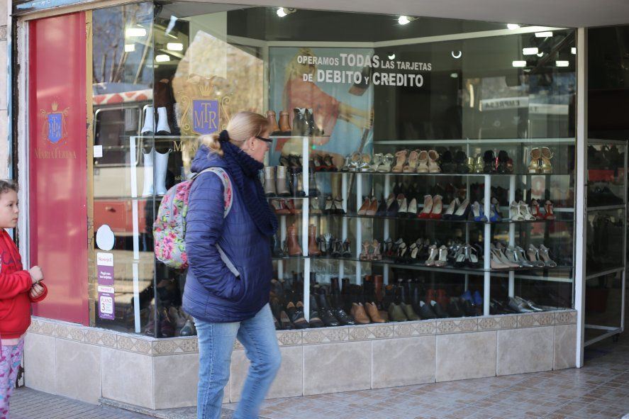El aguinaldo y el Mundial empujaron las ventas: en junio volvieron a respirar las pymes