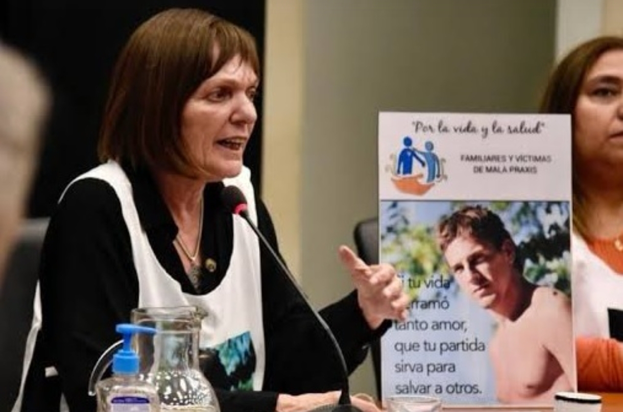 Gabriela Covelli- Ley Nicolás En Dialogo Con » Conectados»